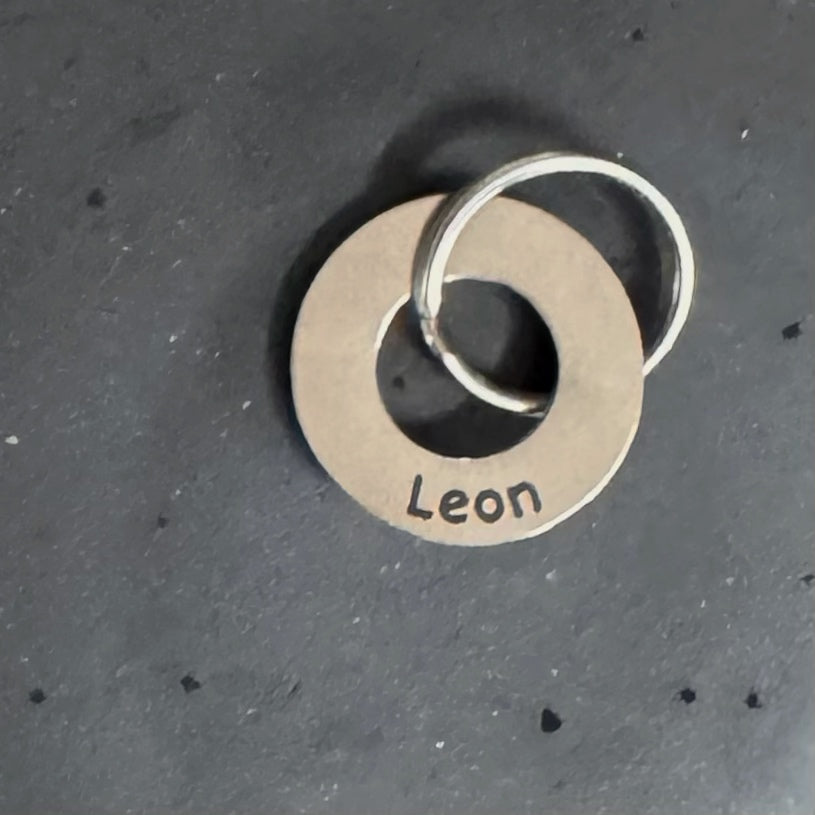 LUIS & LEON Personalisierbare Hundemarke Edelstahl – Ringform / Donut mit Gravur