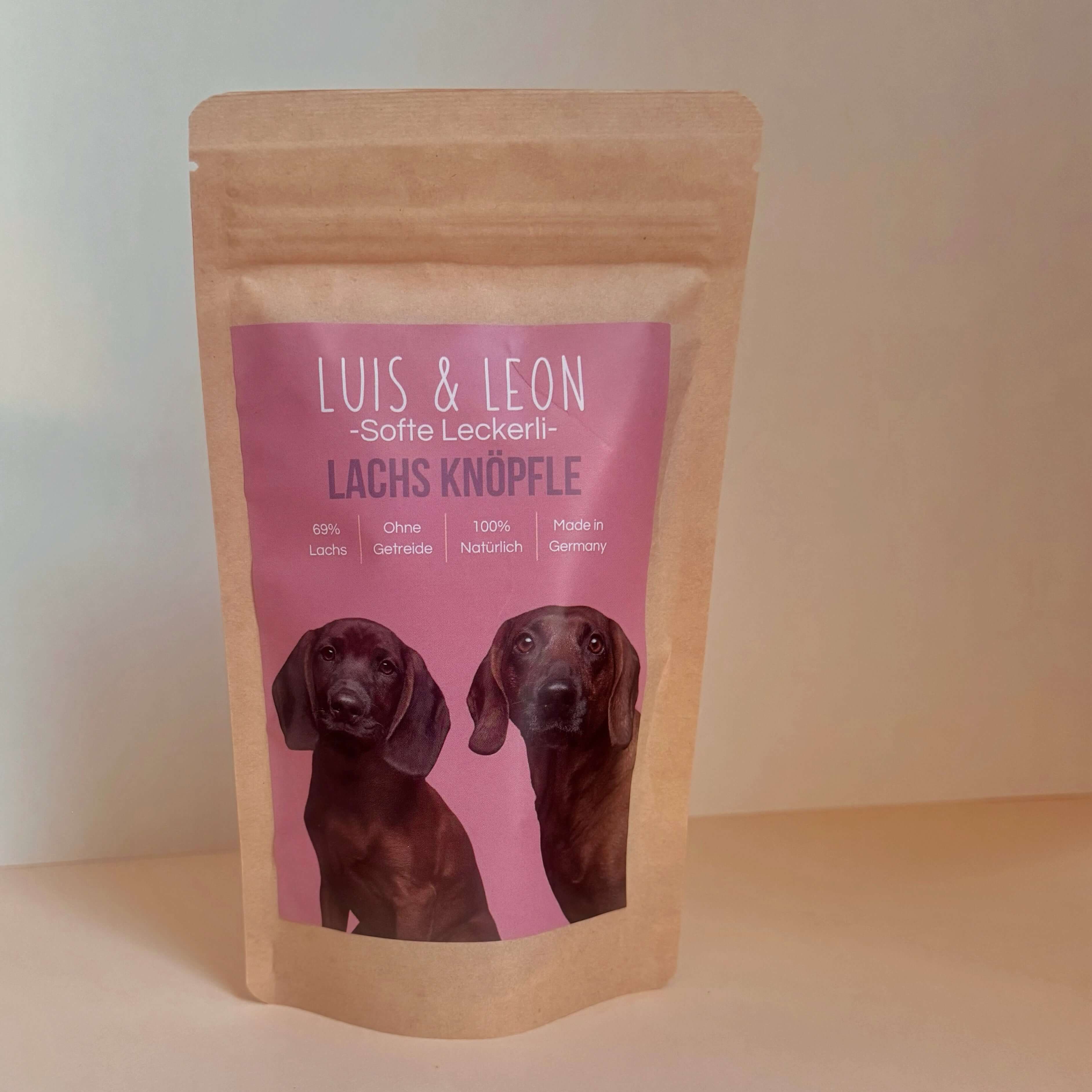 Weiche Hundeleckerli - LUIS & LEON Lachs Knöpfle, Getreidefrei - LUIS & LEON