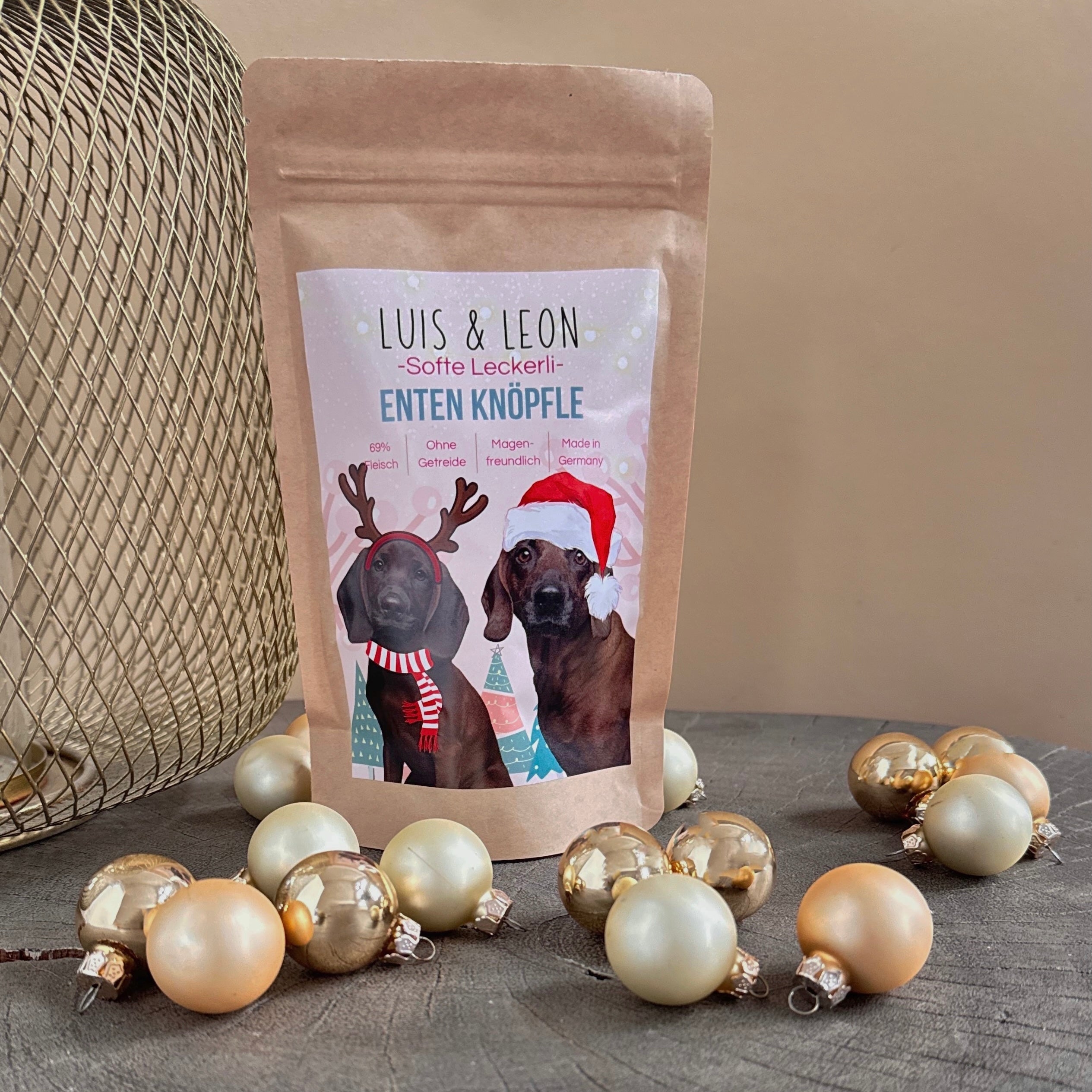 Weiche Hundeleckerli zu Weihnachten – LUIS & LEON Enten Knöpfle aus Entenfleisch - LUIS & LEON