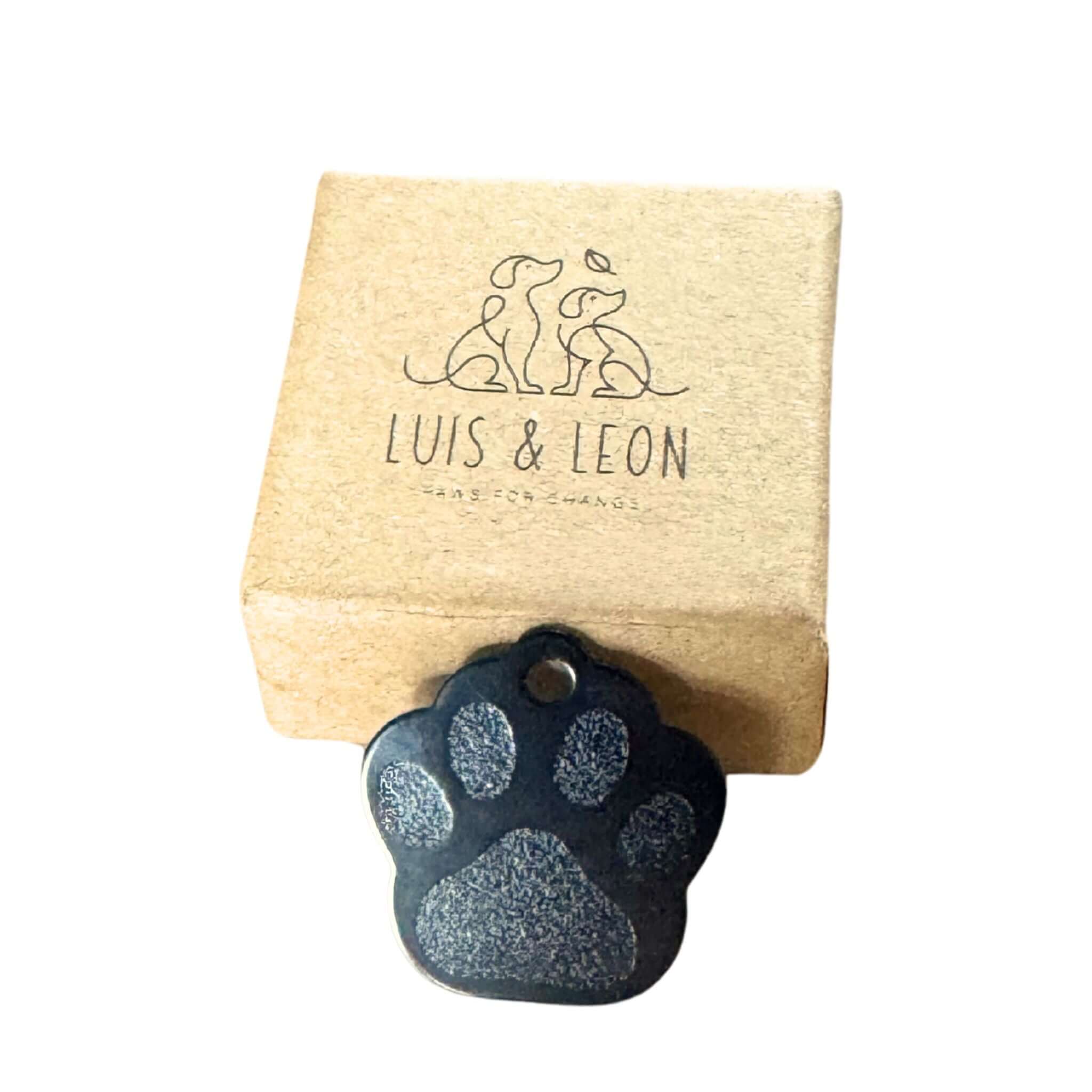 LUIS & LEON Hundemarke in Pfotenform - Aluminium – gravierbar mit Wunschtext & Motiv - LUIS & LEON
