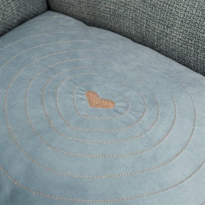 Trixie Hundebett Viviana Salbei – wohnliches Hundebett mit Samt - Haptik - LUIS & LEON